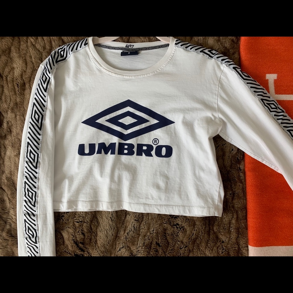 UMBRO white cropped long sleeve